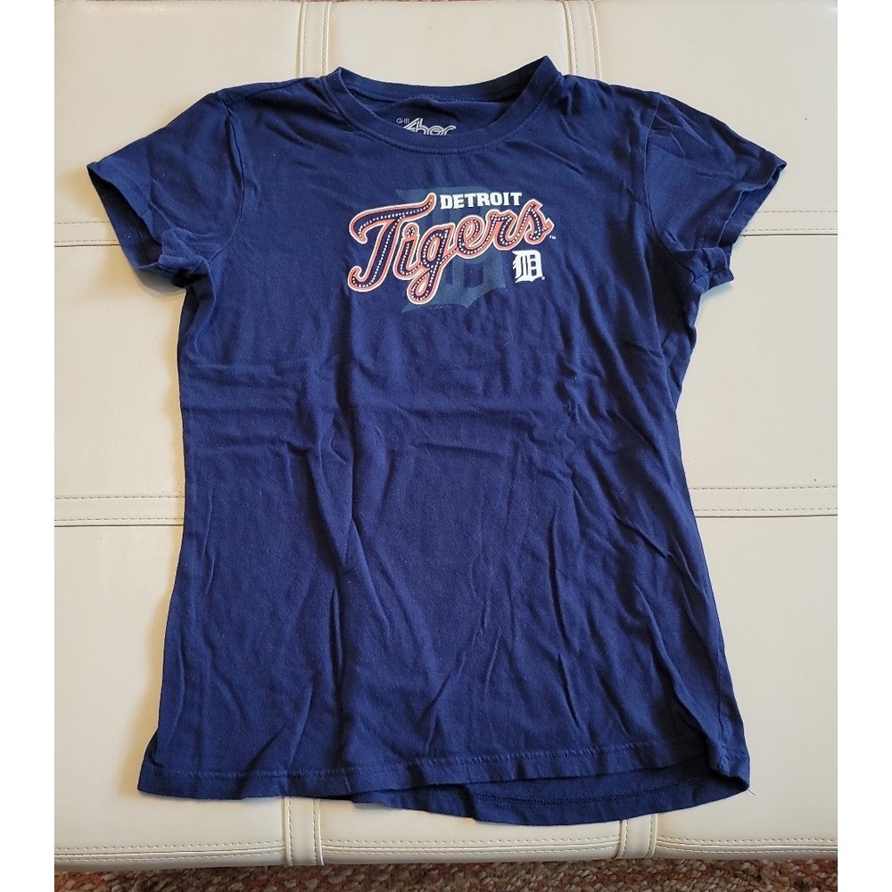 Detroit Tigers womans T-Shirt size Medium
